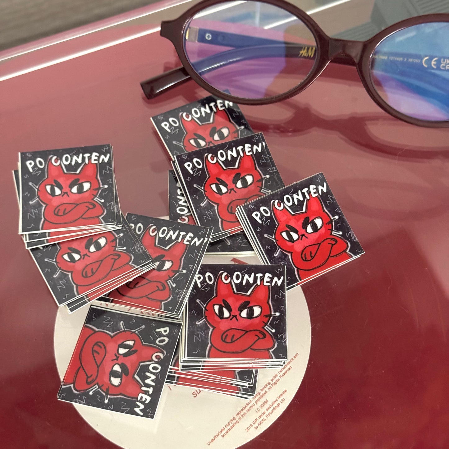 Po conten ~ Sticker